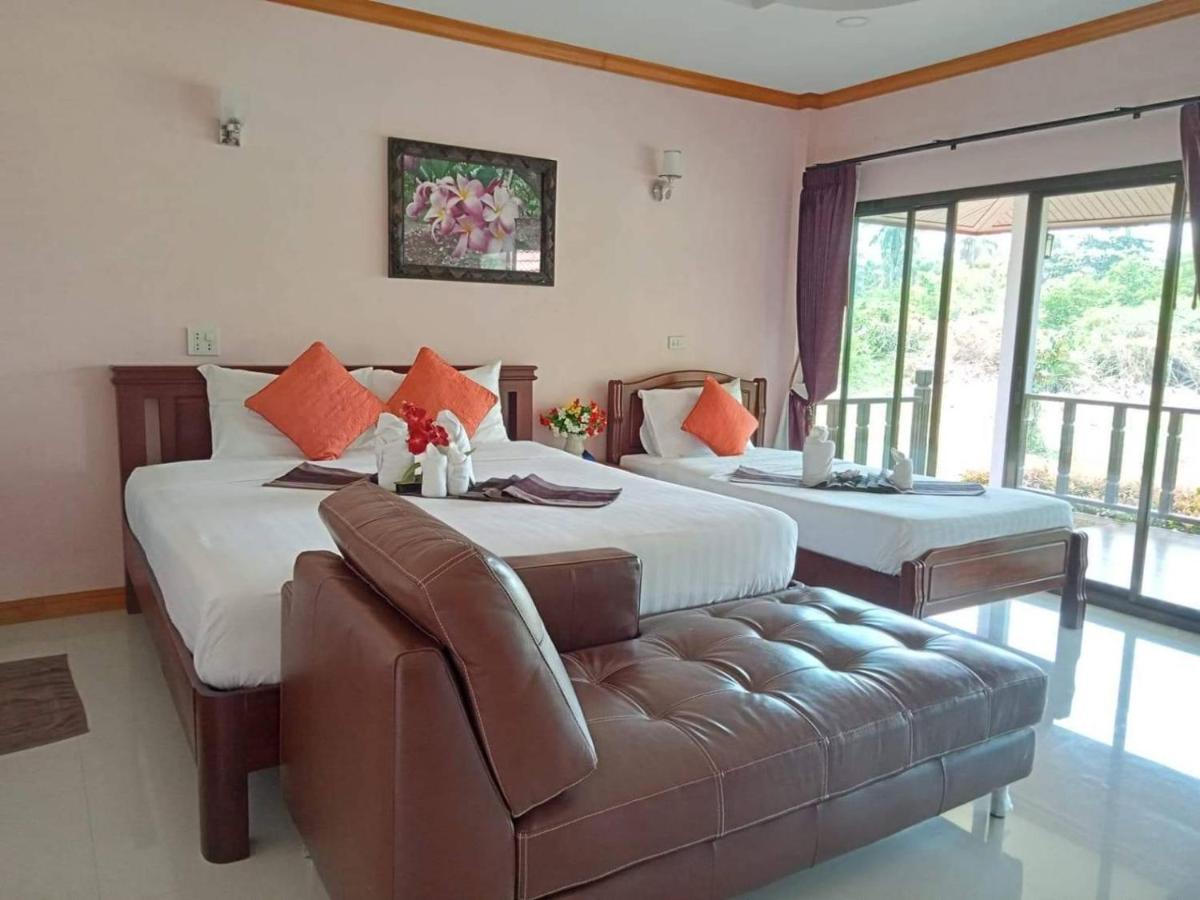 Pawarisa Resort Pathio Extérieur photo