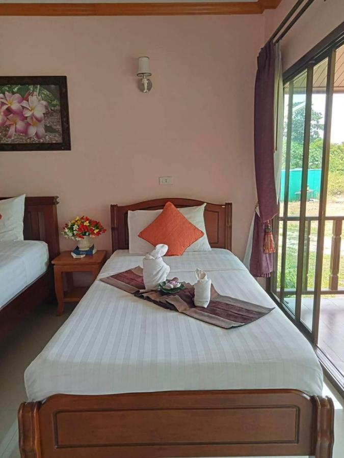Pawarisa Resort Pathio Extérieur photo