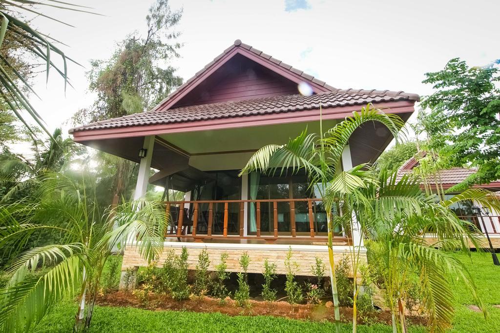 Pawarisa Resort Pathio Extérieur photo