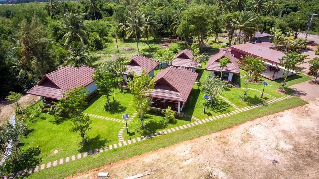 Pawarisa Resort Pathio Extérieur photo