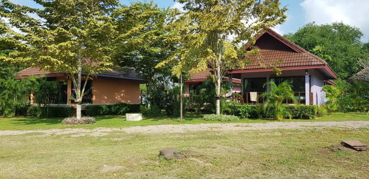 Pawarisa Resort Pathio Extérieur photo